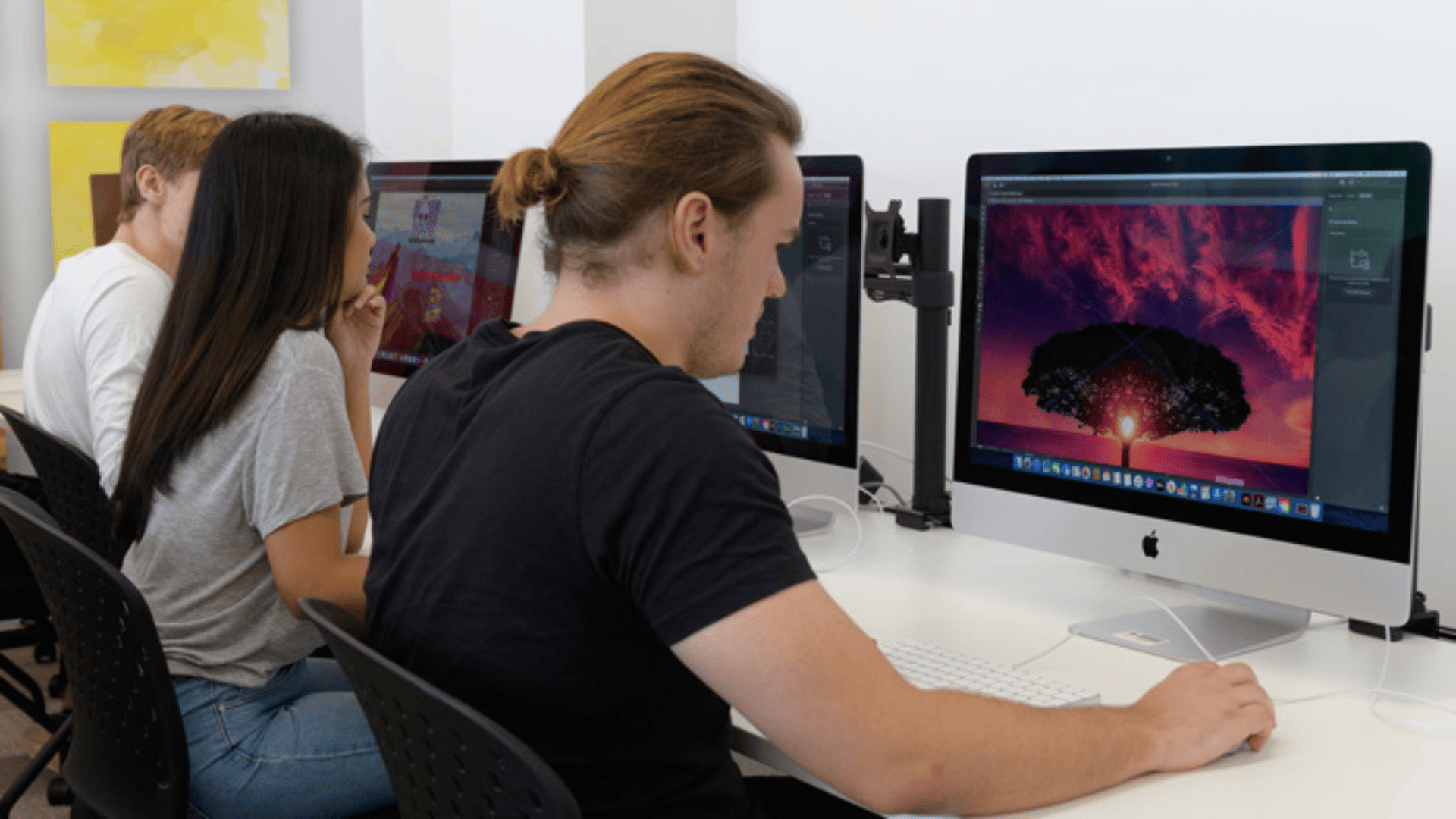 List of Adobe Discounts, Deals & Sales for Creatives (July 2023)